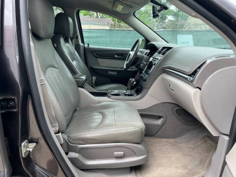 2013 GMC Acadia SLE-2