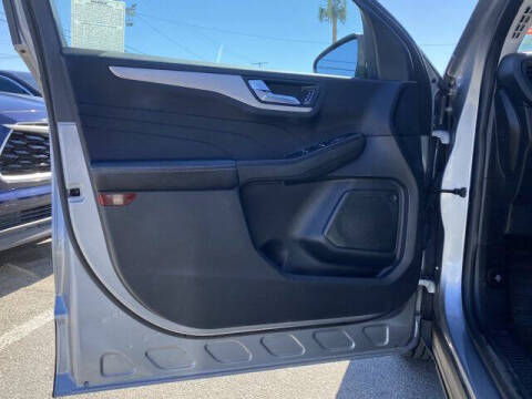 2021 Ford Escape Hybrid SE