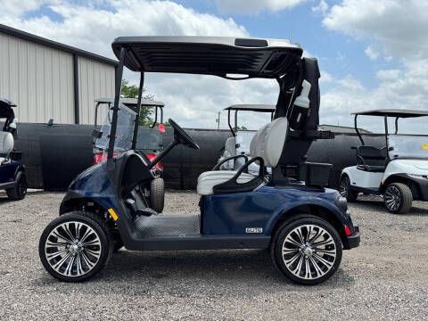 2025 E-Z-GO Freedom RXV