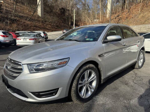 2013 Ford Taurus SEL