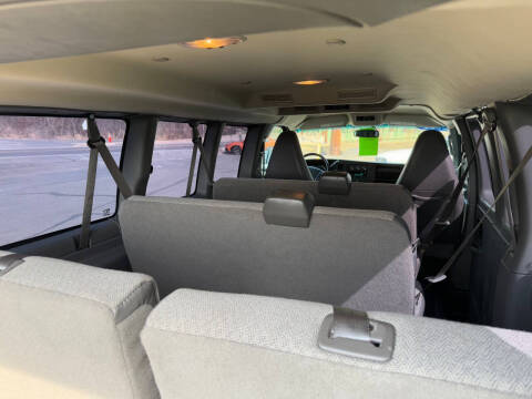 2022 Chevrolet Express 3500