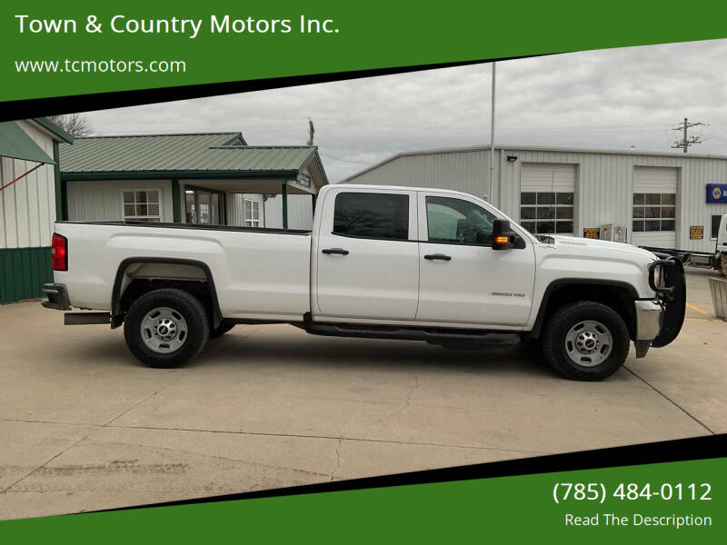 2018 GMC Sierra 2500HD for sale at Town & Country Motors Inc. in Meriden KS