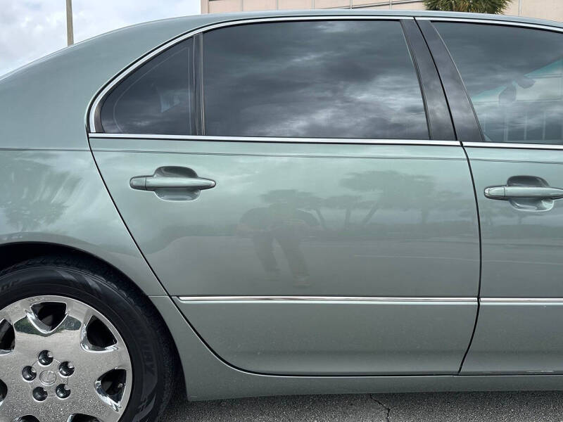 2003 Lexus LS 430