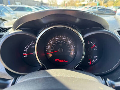 2011 Kia Soul +