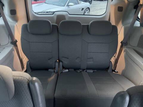 2010 Chrysler Town and Country Touring