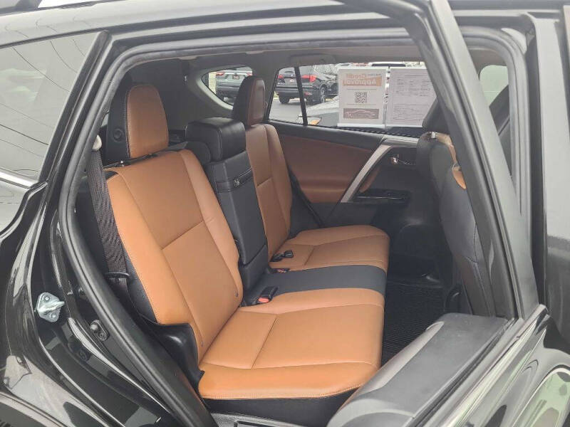 2017 Toyota RAV4 Hybrid Limited