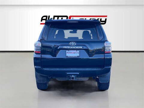 2022 Toyota 4Runner SR5