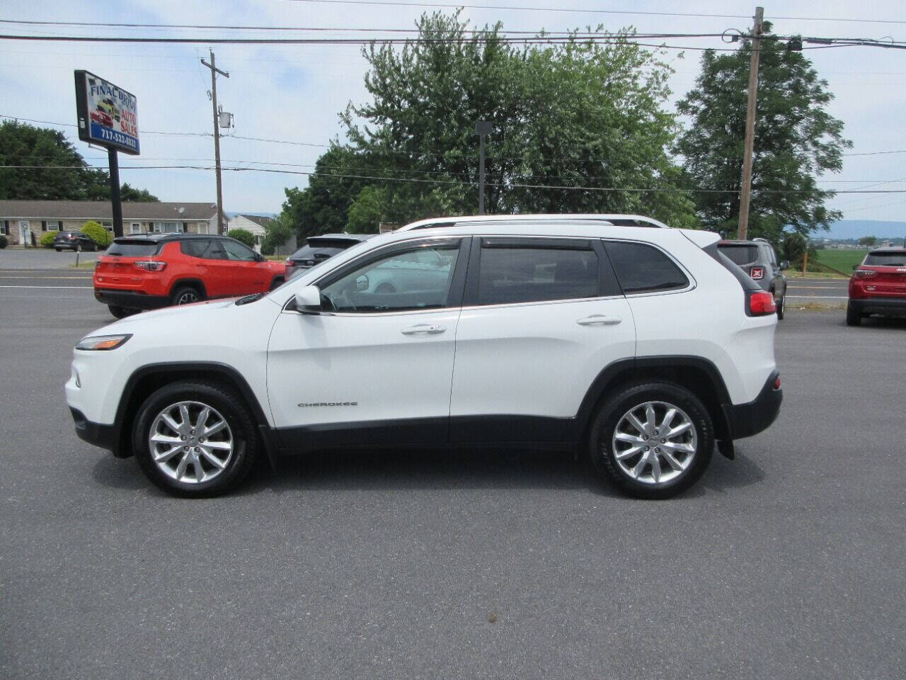 2016 Jeep Cherokee for sale at FINAL DRIVE AUTO SALES INC in Shippensburg, PA