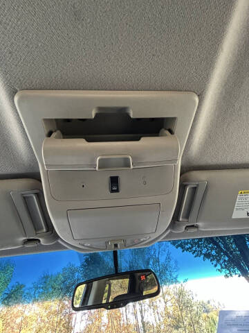 2011 Nissan Titan SL