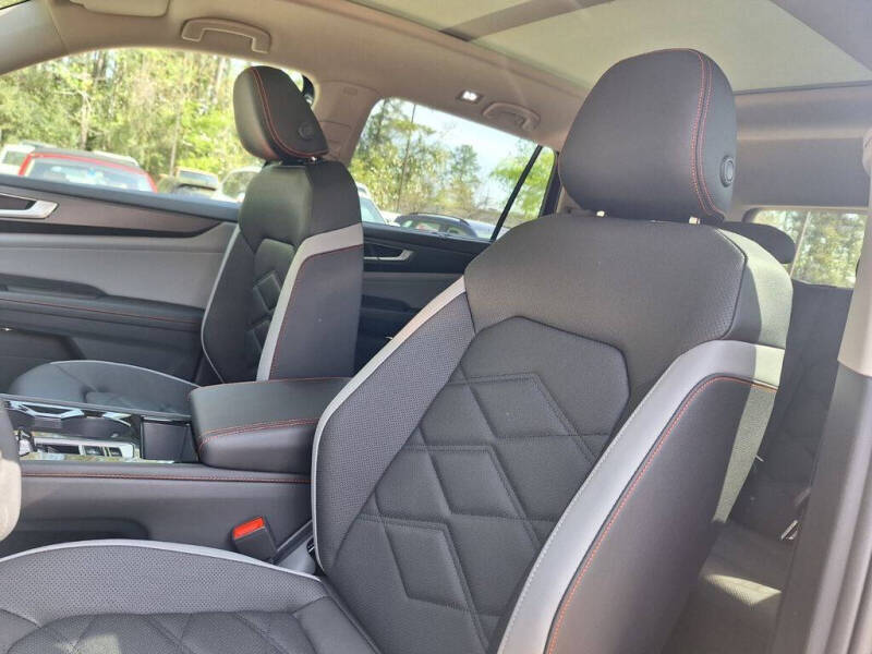 2025 Volkswagen Atlas Peak Edition 4Motion