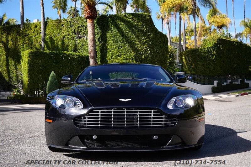 2011 Aston Martin V12 Vantage