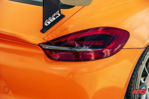 2016 Porsche Cayman GT4