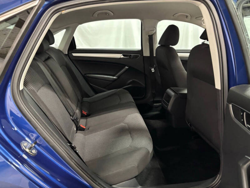 2017 Volkswagen Passat 1.8T S