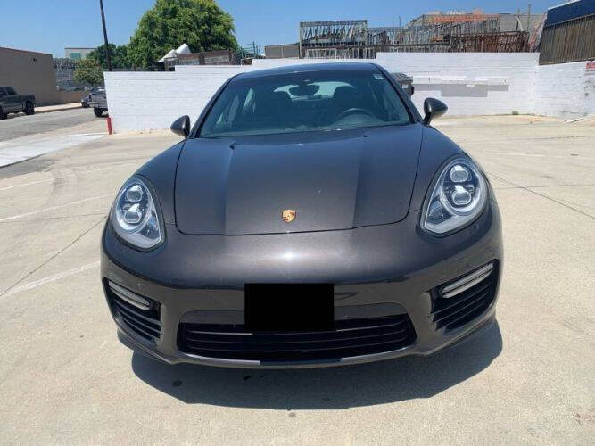 2015 Porsche Panamera GTS