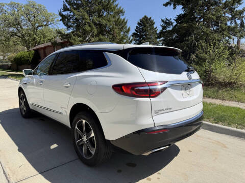 2020 Buick Enclave Essence