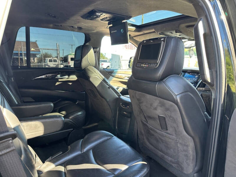 2015 Cadillac Escalade Platinum