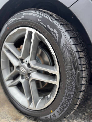 2017 Hyundai Santa Fe Limited Ultimate