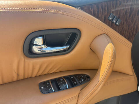 2017 Nissan Armada Platinum