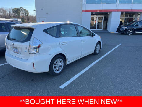 2013 Toyota Prius v Three
