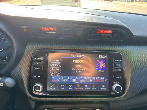 2023 Nissan Kicks SV