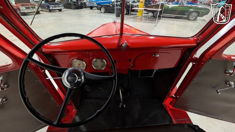 1937 Ford F-100
