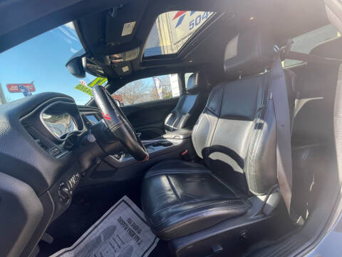 2017 Dodge Challenger R/T Plus