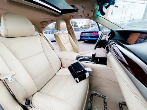 2013 Lexus LS 460