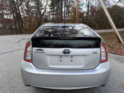 2014 Toyota Prius Two