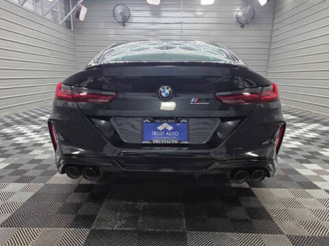 2021 BMW M8