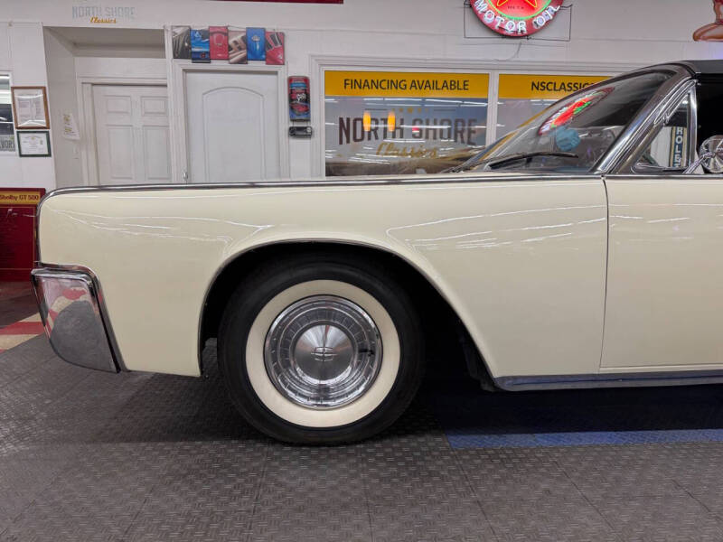 1961 Lincoln Continental