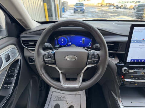 2023 Ford Explorer Platinum