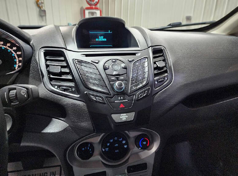 2015 Ford Fiesta SE