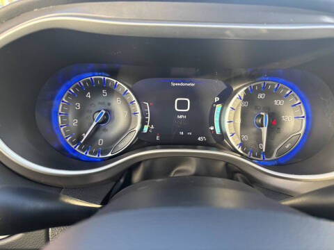 2026 Chrysler Voyager LX