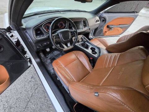 2015 Dodge Challenger SRT Hellcat