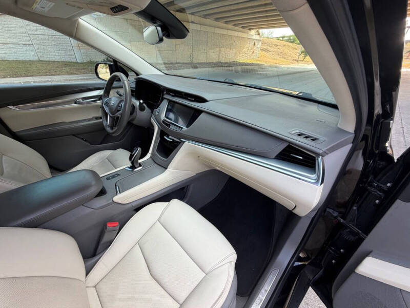 2018 Cadillac XT5 Premium Luxury