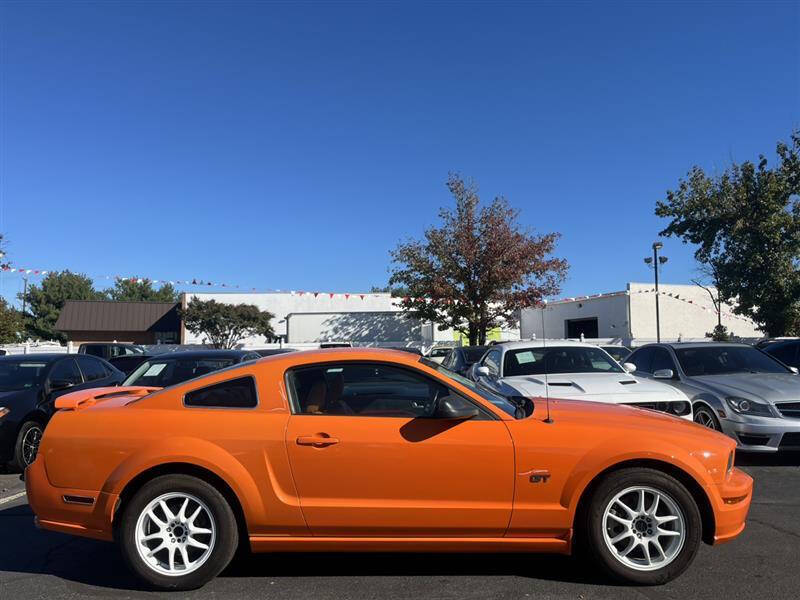 2005 Ford Mustang