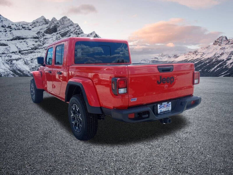 2025 Jeep Gladiator Sport