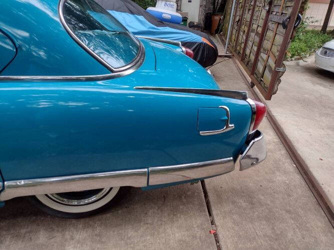 1953 Kaiser Manhattan