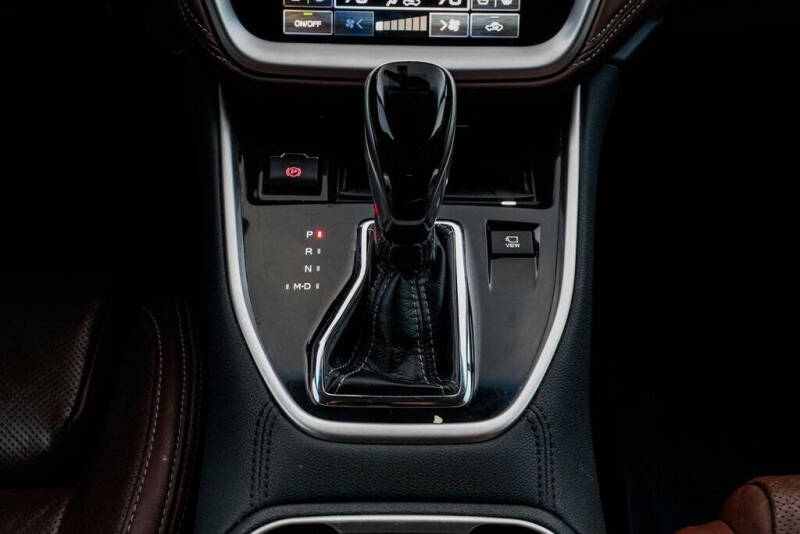 2020 Subaru Outback Touring XT