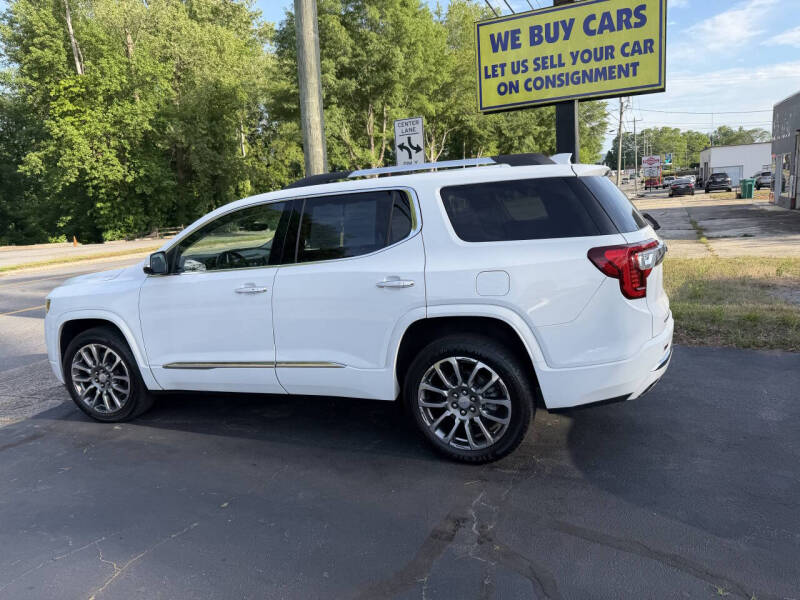 2023 GMC Acadia Denali