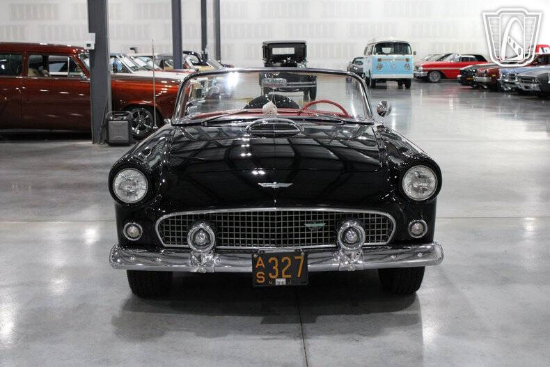 1956 Ford Thunderbird