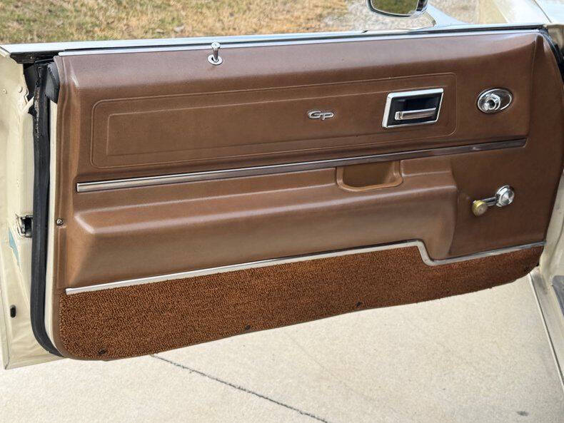 1971 Pontiac Grand Prix