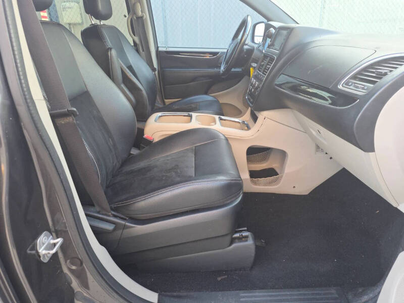 2017 Dodge Grand Caravan SXT