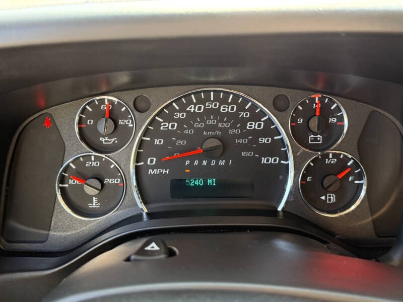 2024 Chevrolet Express 2500