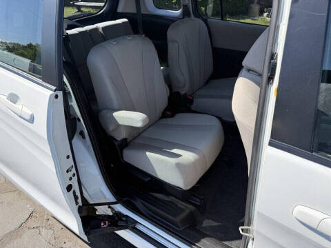 2015 Mazda MAZDA5 Touring