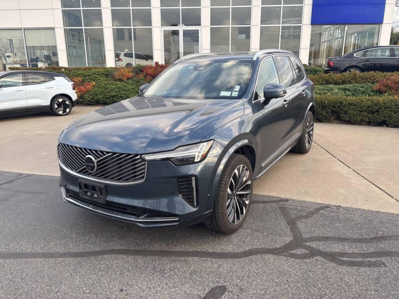 2025 Volvo XC90 B6 Plus Bright Theme 7P