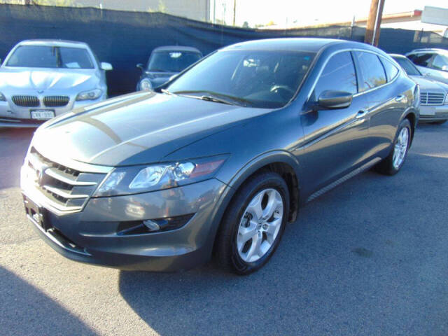 2011 Honda Accord Crosstour for sale at Avalanche Auto Sales in Denver, CO