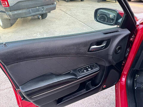 2016 Dodge Charger SXT