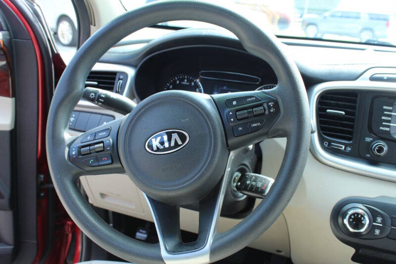 2016 Kia Sorento LX
