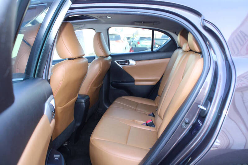 2013 Lexus CT 200h